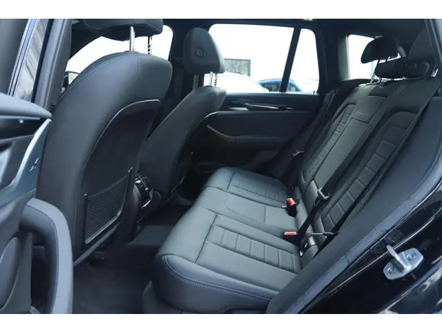 BMW iX3 EXECUTIVE 80 KWH 2021 Elektrisch 17