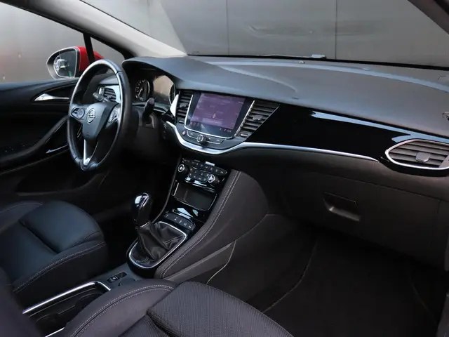 Opel Astra Sports Tourer 1.2 Elegance 2021 Benzine 20