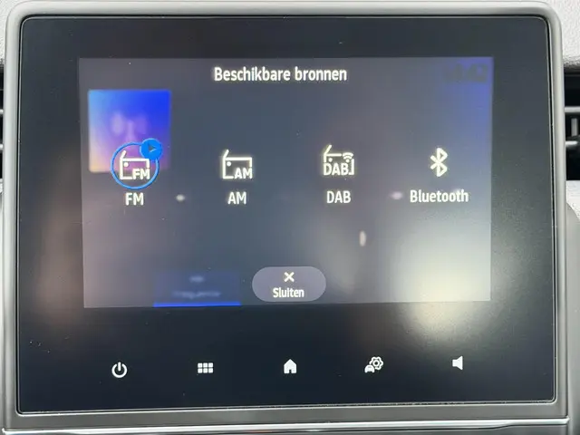 Renault Clio 1.0 TCe 90 GPF Evolution 2024 Benzine 17