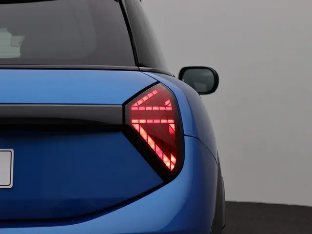 MINI 3-Deurs C 2025 Benzine 12