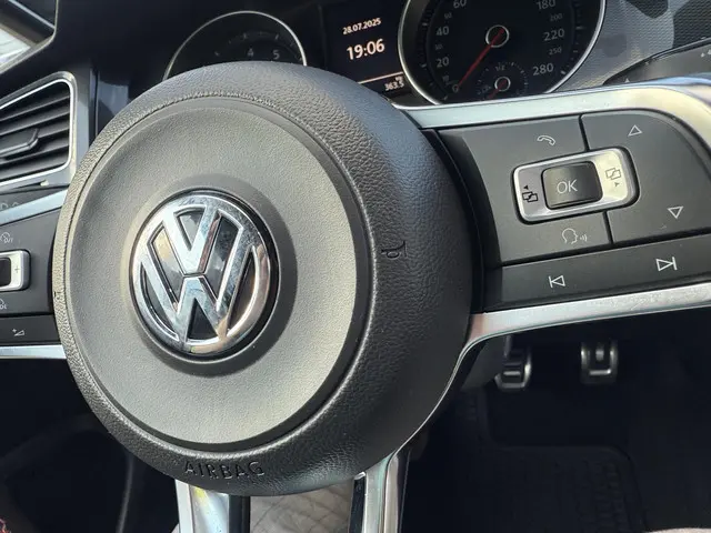 Volkswagen Golf 2.0 TSI GTI 2015 Benzine 4