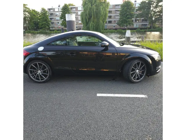 Audi TT 2.0 T TTS 2013 Benzine 14