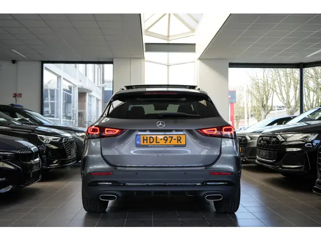 Mercedes-Benz GLA 250 AMG Line 2023 Benzine 7