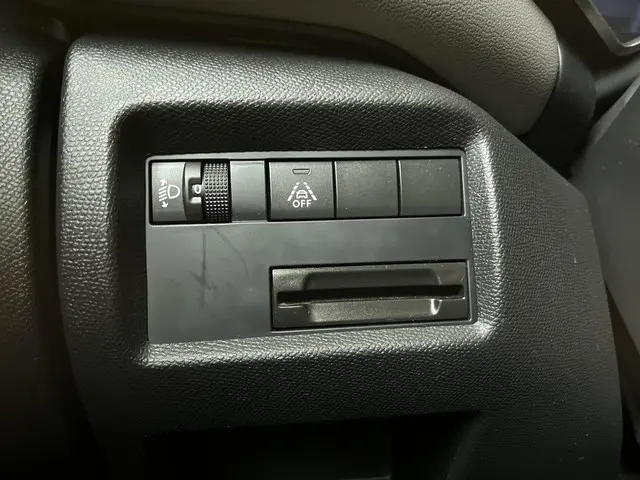 Citroën C5 Aircross 1.2 PureTech Business 2021 Benzine 28