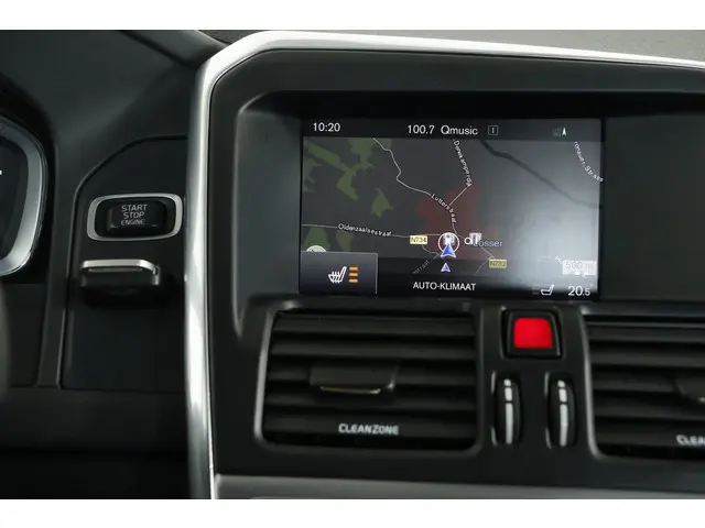 Volvo XC60 2.0 T5 FWD Polar+ 2017 Benzine 16