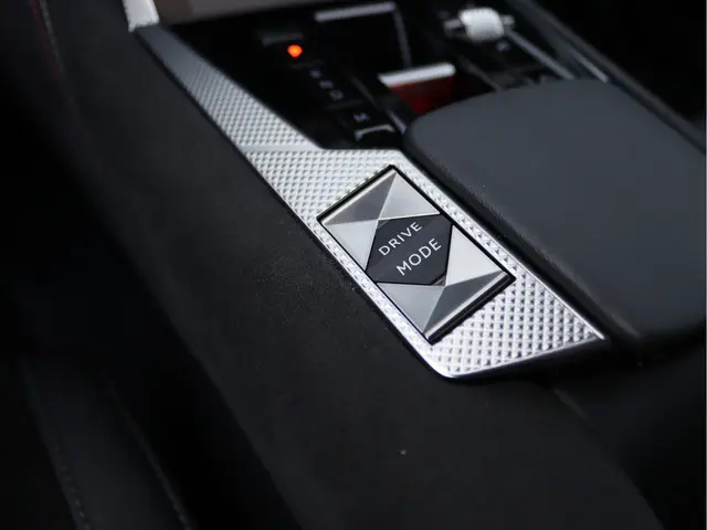 DS DS 4 1.2 PureTech Performance Line 2022 Benzine 56