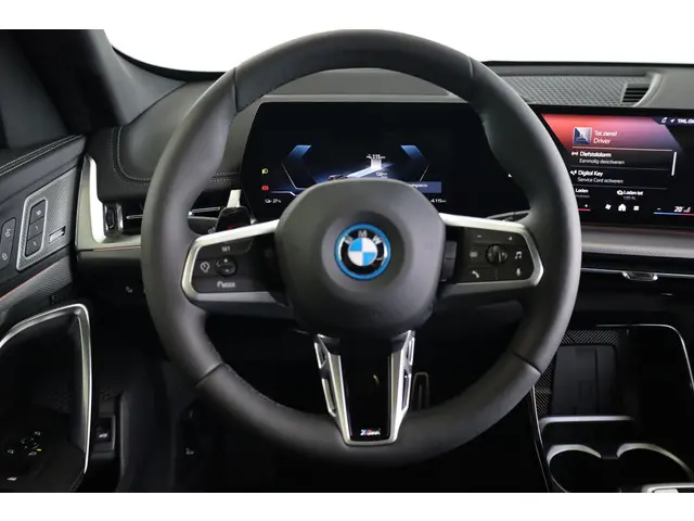 BMW iX1 eDrive20 2025 Elektrisch 10