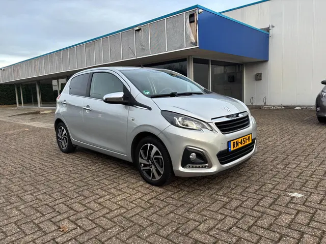 Peugeot 108 1.0 e-VTi Allure 2018 Benzine 8