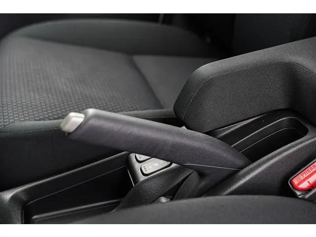 Honda Jazz 1.3i VTEC TREND 2019 Benzine 44