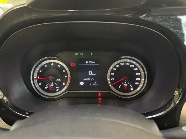 Hyundai i10 1.0 Premium 2022 Benzine 13