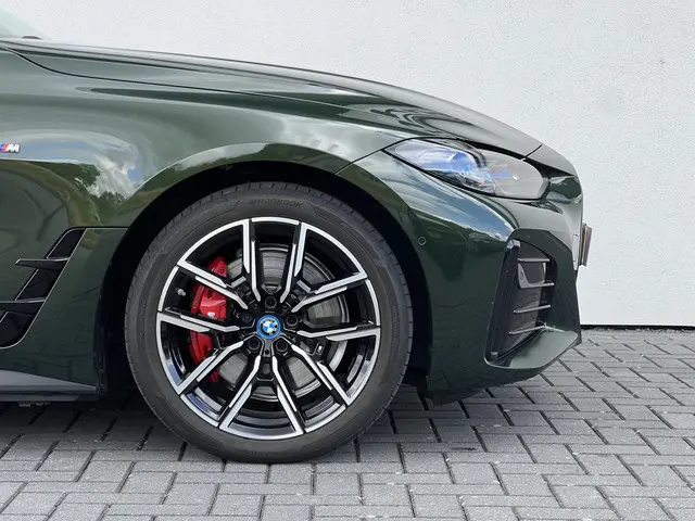 BMW i4 M50 High Executive 84 kWh 2023 Elektrisch 9