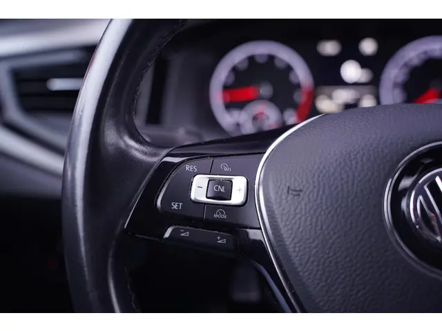 Volkswagen Polo 1.0 TSI Polo Comfortline 2019 Benzine 21