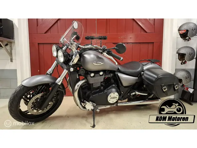 Triumph THUNDERBIRD Storm ABS 2014 Benzine 6