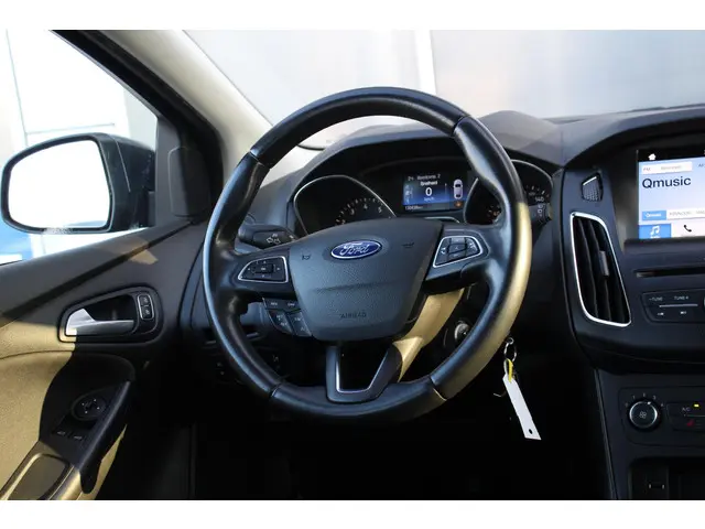 Ford Focus Wagon 1.0 Lease Edition 2018 Benzine 13