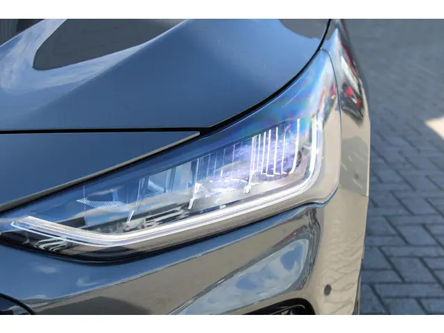 Ford Focus Wagon 1.5 EcoBlue ST Line X 2024 Diesel 11