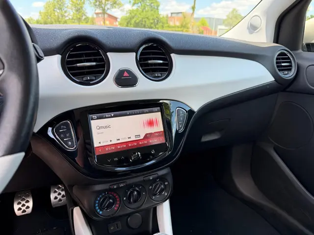 Opel ADAM 1.4 | Airco | Cruise | LM | Radio | 2014 Benzine 16