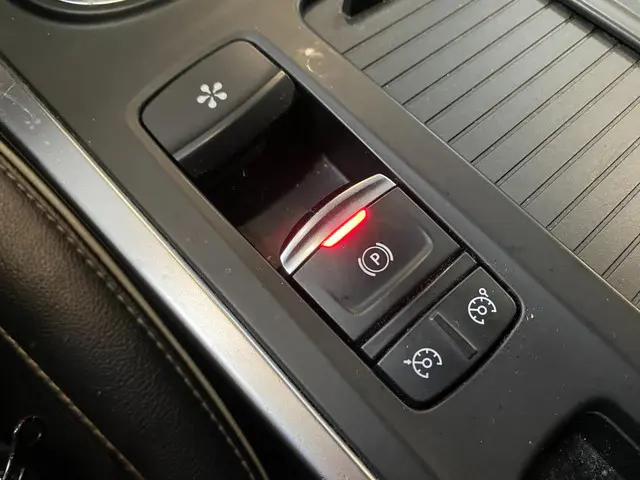 Renault Mégane 1.2 TCe Bose NAVI HUD 132 PK 2016 Benzine 38