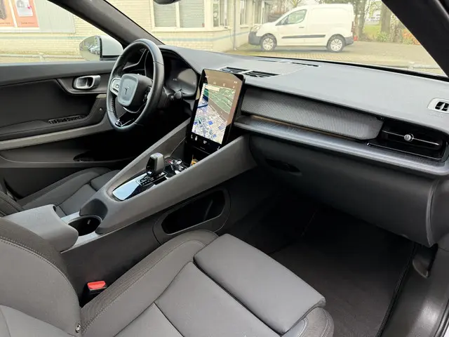 Polestar 2 Long Range Dual Motor AWD 2022 Elektrisch 14