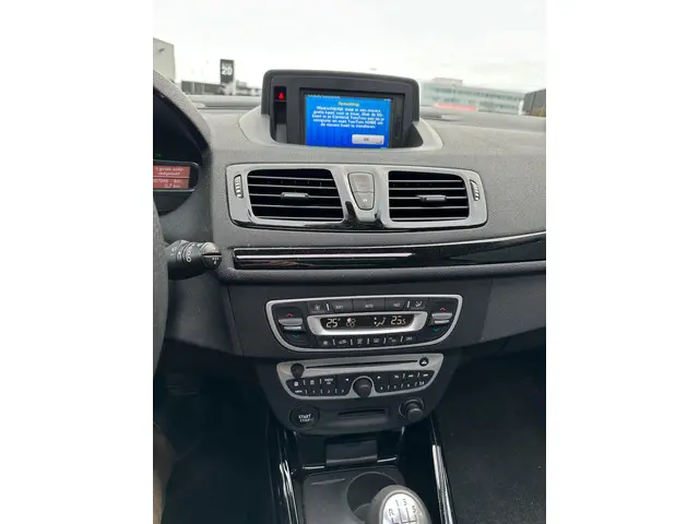 Renault Mégane Estate 1.4 TCe Bose 2012 Benzine 15