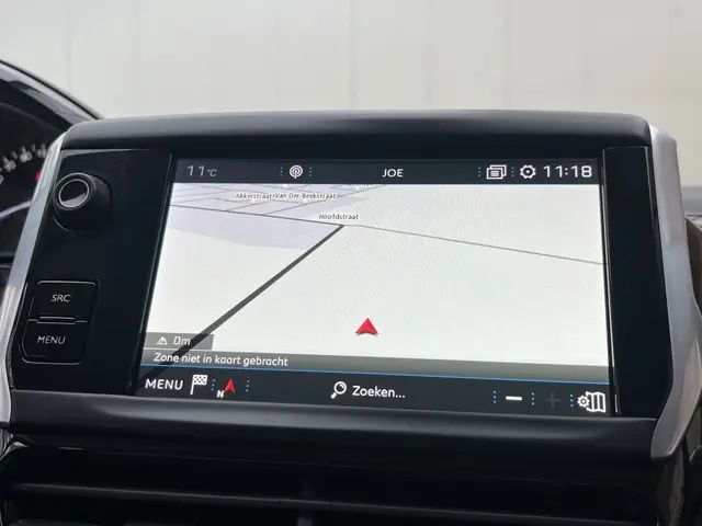 Peugeot 208 PureTech 110 Allure Automaat 2018 Benzine 13