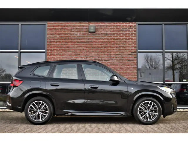 BMW X1 sDrive18i M-Sport 2025 Benzine 41