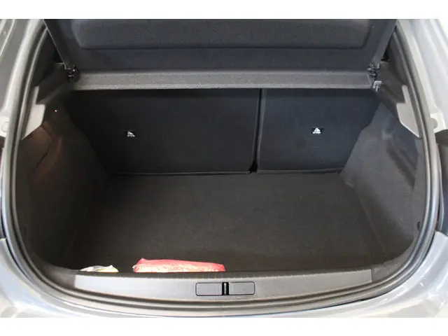 Peugeot 208 1.2 PureTech 75 Active 2024 Benzine 20