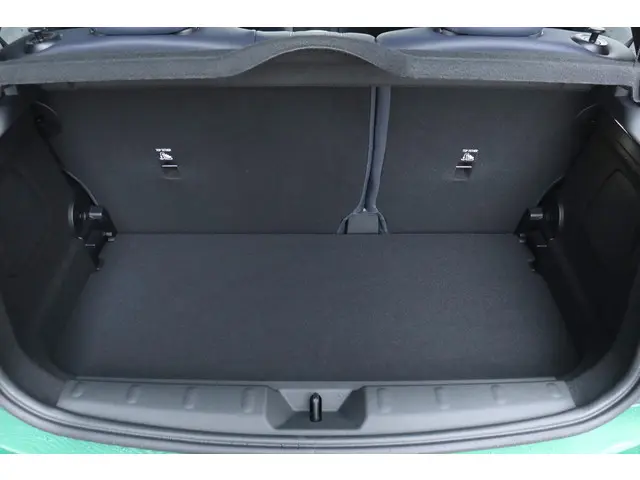 MINI 3-Deurs Cooper C 2024 Benzine 12