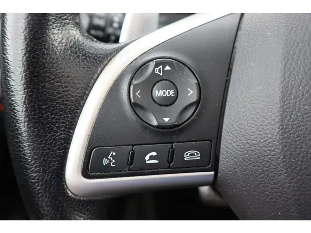 Mitsubishi Outlander 2.0 Instyle 2014 Benzine 29