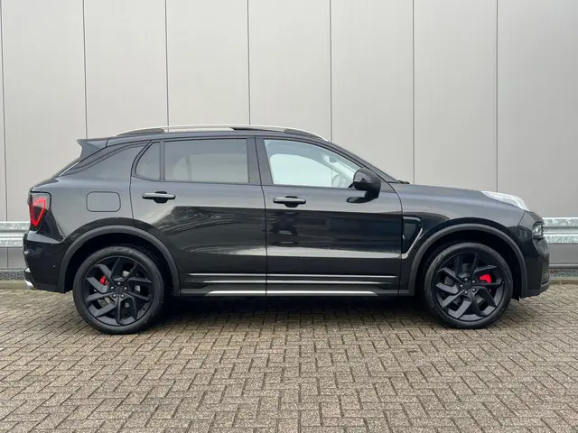 Lynk & Co 01 1.5 Pano / Key Less / NAP 2023 Hybride Benzine 6