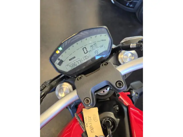 Ducati Monster 821 ABS Termignoni 2014 Benzine 7