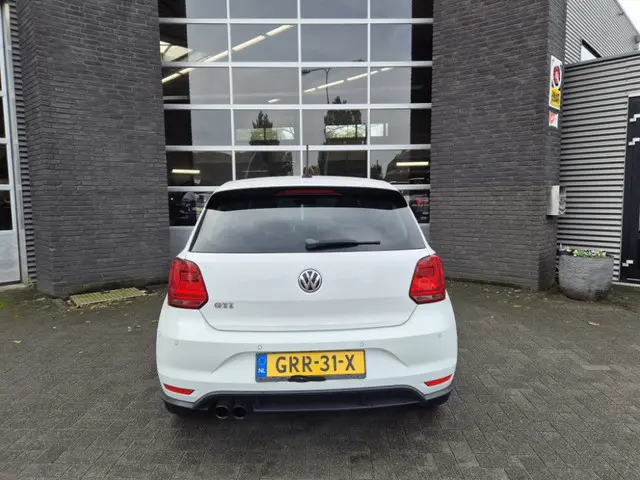 Volkswagen Polo 1.8 TSI GTI 2015 Benzine 10