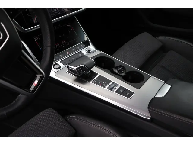 Audi A6 Avant 55 TFSI Quattro S edition 2022 Benzine 10