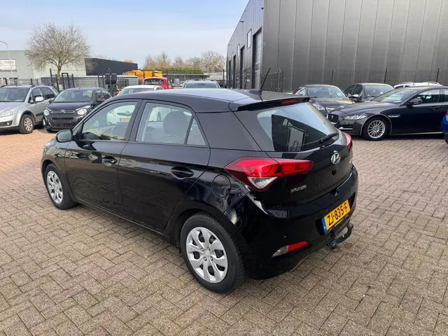 Hyundai i20 3