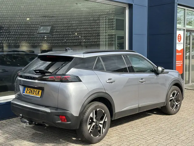 Peugeot 2008 1.2 Turbo 100 PK Allure 2023 Benzine 5
