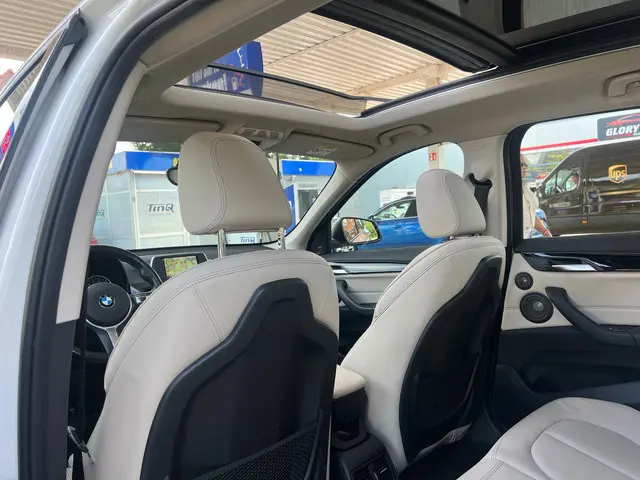 BMW X1 XDrive25i PANO,AUTOMAAT,PDC 2017 Benzine 22