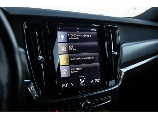 Volvo V90 2.0 T5 Momentum 2017 Benzine 30