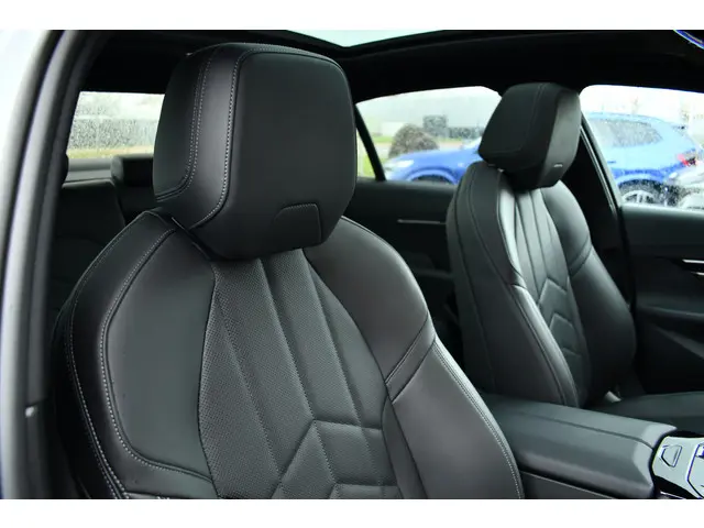 BMW 5 Serie 530e M-Sport 2024 Hybride Benzine 72