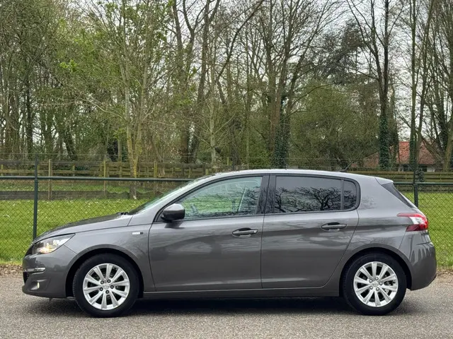 Peugeot 308 1.2 PureTech Style /Navi/Pano/Airco/ 2016 Benzine 8