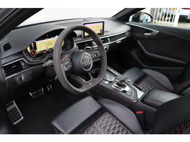 Audi RS4 2.9 TFSI Quattro 2018 Benzine 32