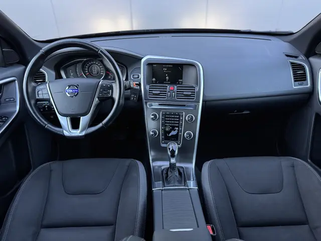 Volvo XC60 D3 Geartronic FWD Momentum 2014 Diesel 6