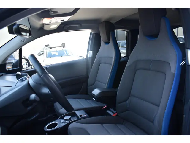 BMW i3 Basis 120Ah 42 kWh 2019 Elektrisch 11