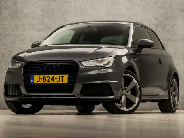 Audi A1 1.8 TFSI S-Line Sport 2015 Benzine