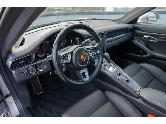 Porsche 911 991 3.8 Turbo S 2017 Benzine 15
