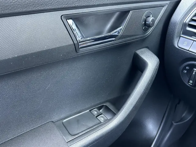 Škoda Fabia Combi 1.0 TSI Business Edition 2020 Benzine 19