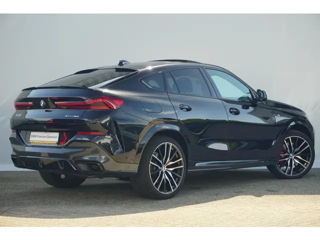 BMW X6 xDrive40i 2022 Benzine 2