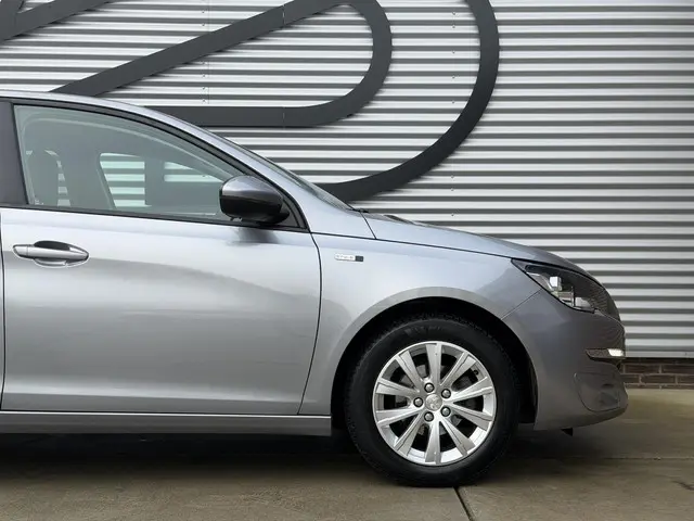 Peugeot 308 1.2 PureTech Style 2017 Benzine 23