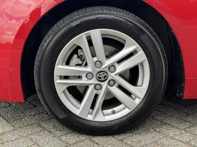 Toyota Corolla 1.8 Hybrid Active 2021 Hybride Benzine 10