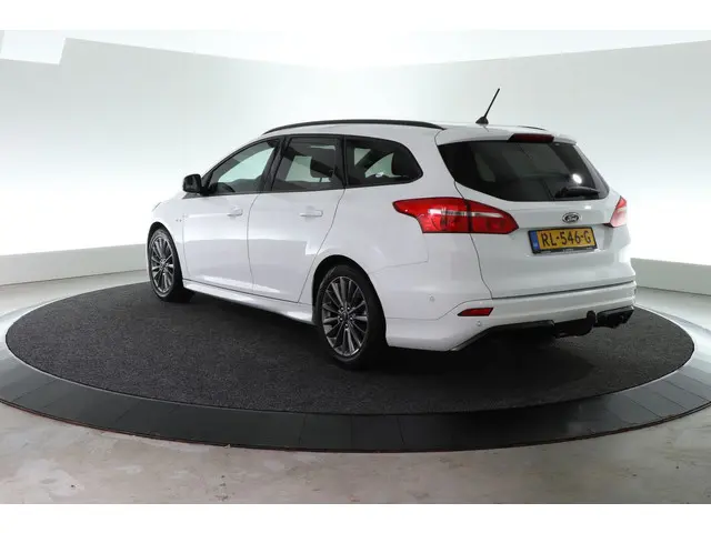 Ford Focus Wagon 1.5 ST-Line 2018 Benzine 14