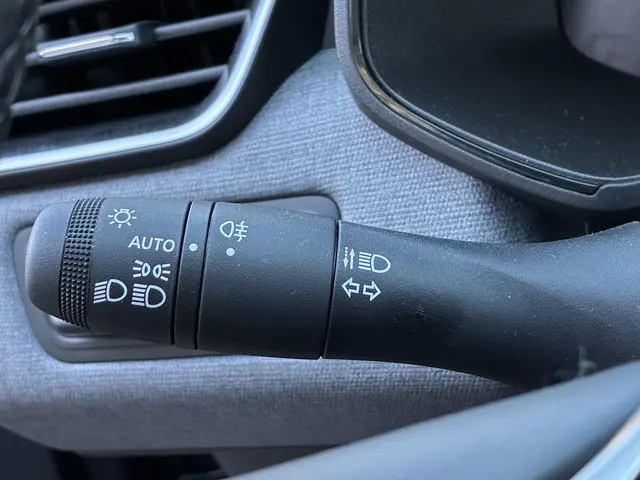 Mitsubishi Colt 1.6 HEV Intense 2026 Hybride Benzine 21