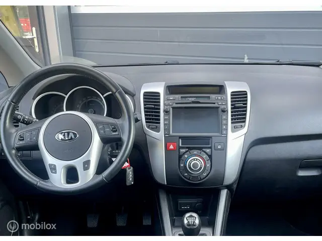 Kia Venga 1.4 CVVT Vibe 2015 Benzine 15